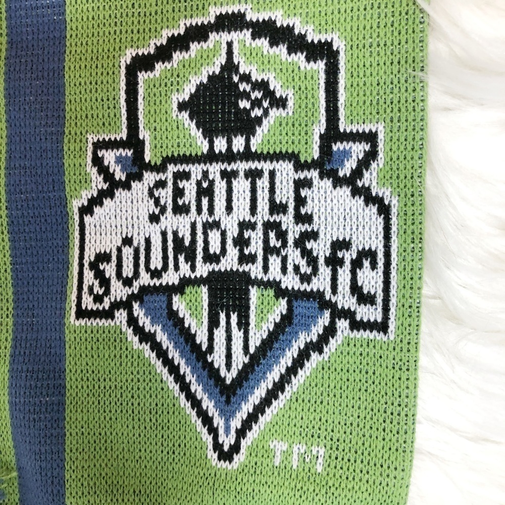 Seattle Sounders FC Jersey Hook Reversible Scarf Green Blue